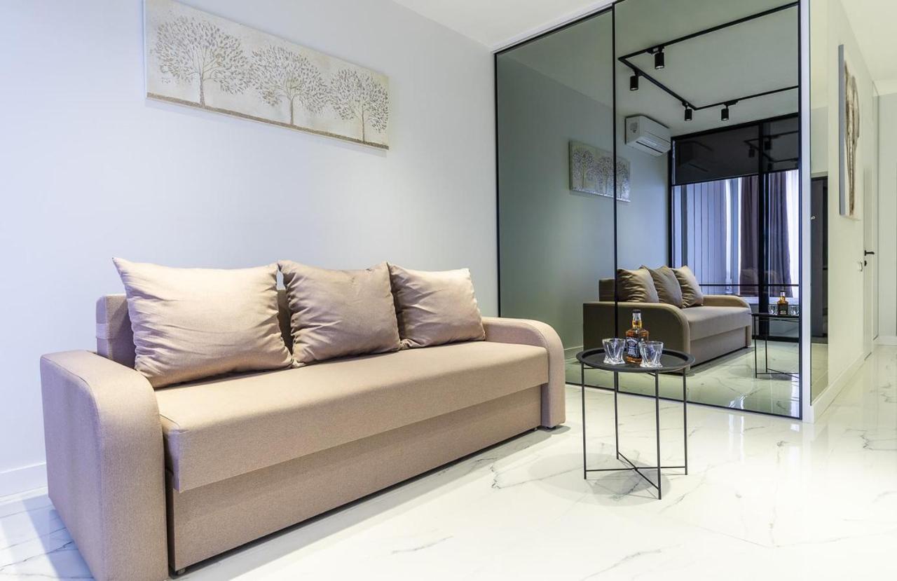 Fashionable Apartments. Smartplaza Metro Minskaya. Obolon كييف المظهر الخارجي الصورة